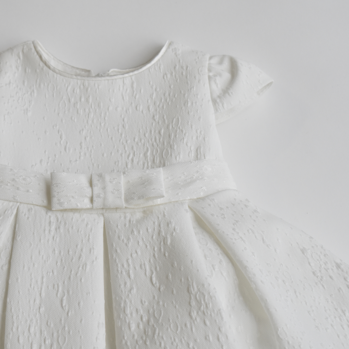 Baby A-Linien Kleid mit Satin und Tüll – inklusive Schuhe