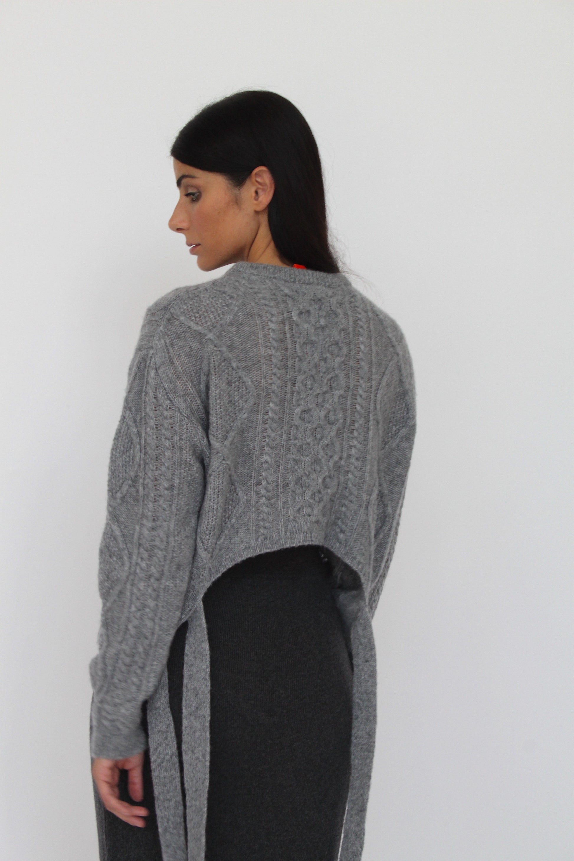 Merinowoll-Pullover mit Zopfmuster und Schleifendetail – Himmelblau-2